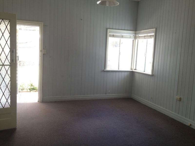 43 Pine Crescent, Dalveen, Stanthorpe QLD 4380