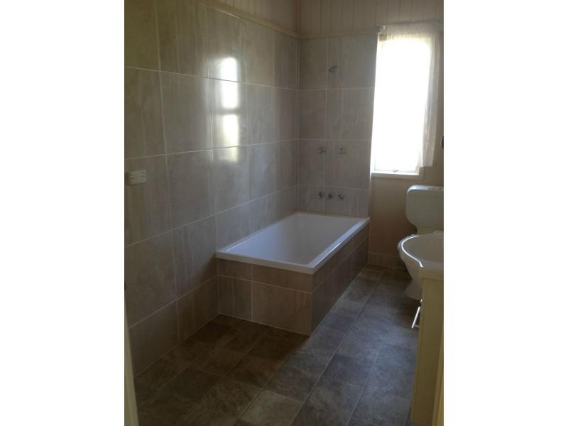 43 Pine Crescent, Dalveen, Stanthorpe QLD 4380