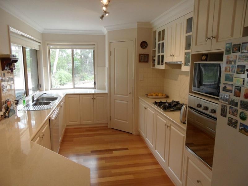 142 Hale Haven Drive, Stanthorpe QLD 4380