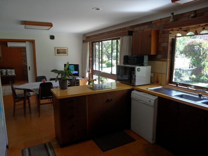 214 Caves Road, Stanthorpe QLD 4380