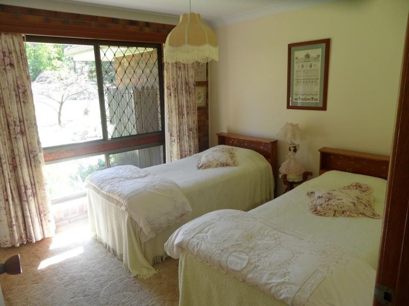 214 Caves Road, Stanthorpe QLD 4380