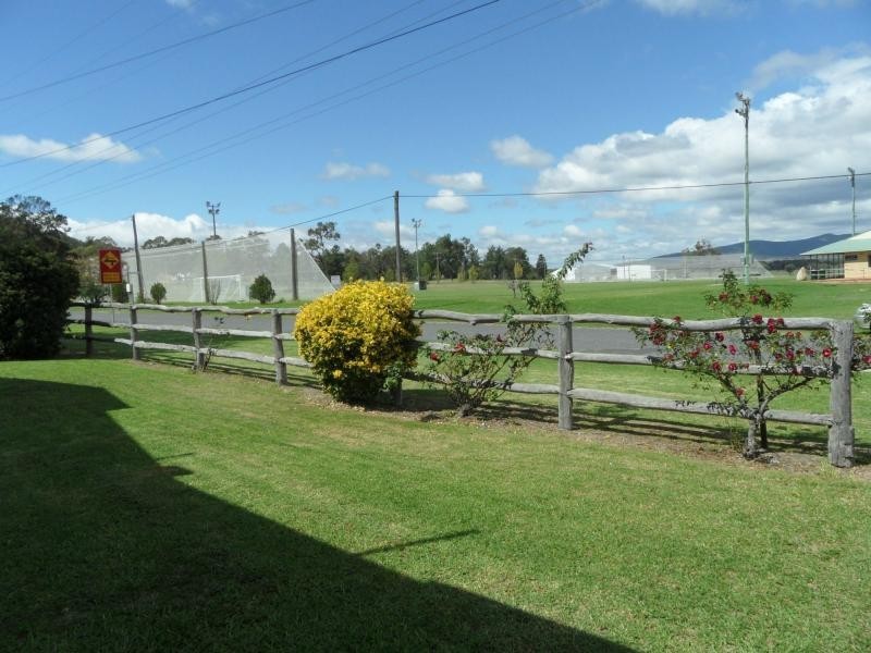 14 Curr Road, Ballandean, Stanthorpe QLD 4380