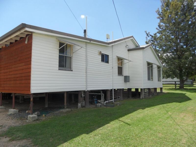 14 Curr Road, Ballandean, Stanthorpe QLD 4380