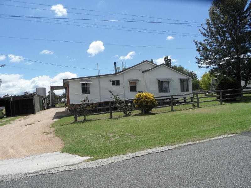 14 Curr Road, Ballandean, Stanthorpe QLD 4380