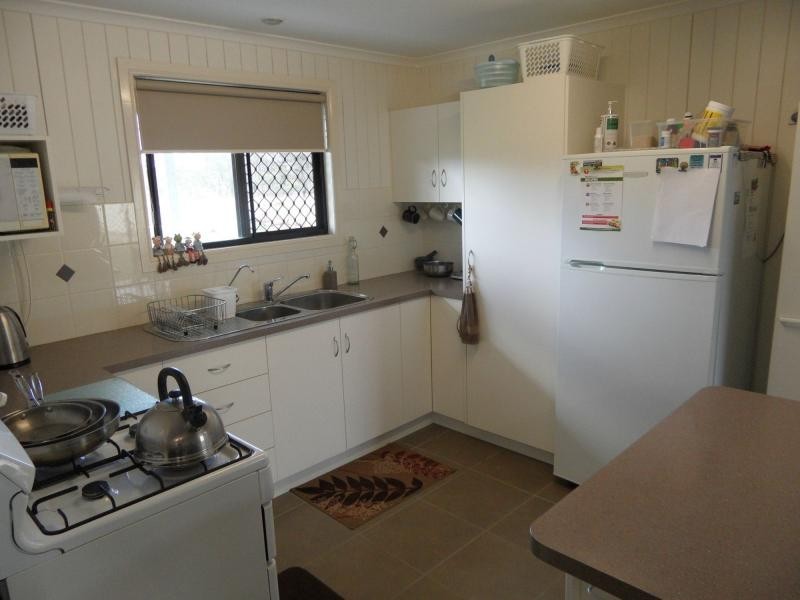 813 Rabbit Fence Road, Pozieres, Stanthorpe QLD 4380