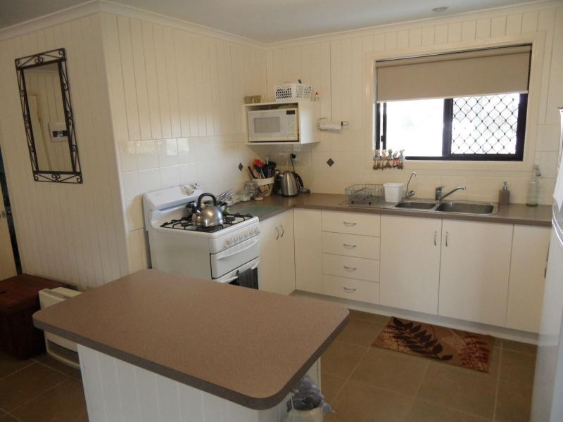 813 Rabbit Fence Road, Pozieres, Stanthorpe QLD 4380