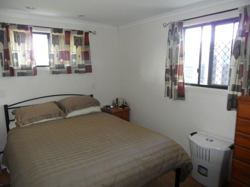 813 Rabbit Fence Road, Pozieres, Stanthorpe QLD 4380