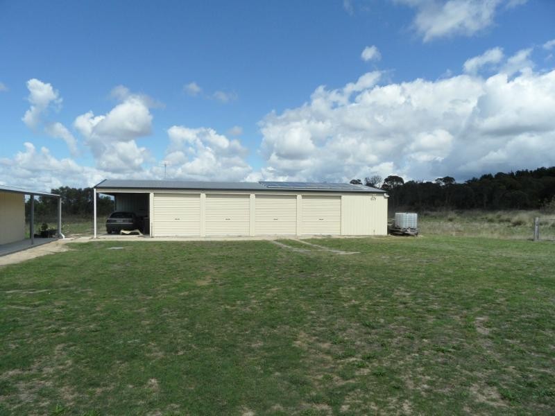 813 Rabbit Fence Road, Pozieres, Stanthorpe QLD 4380