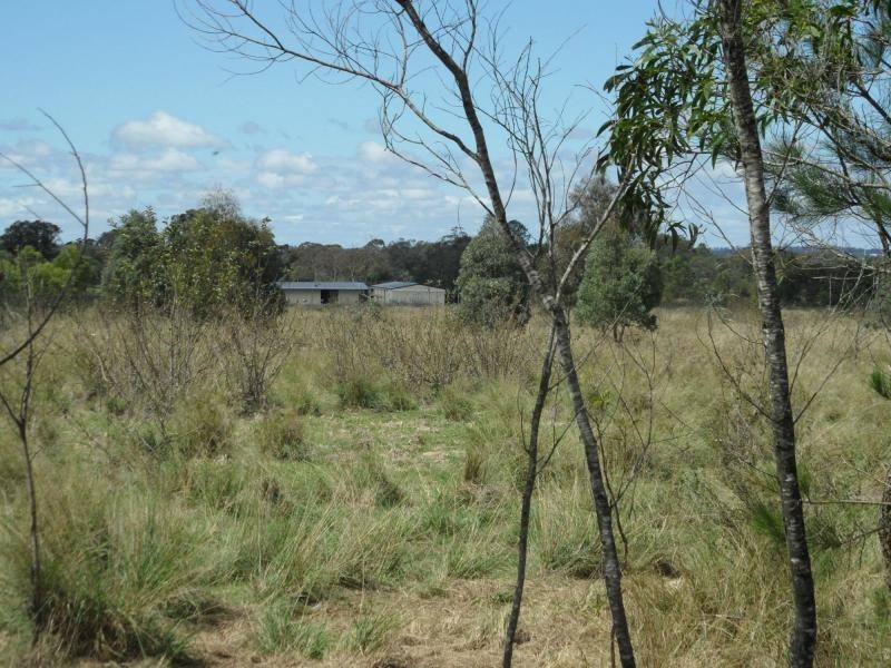 813 Rabbit Fence Road, Pozieres, Stanthorpe QLD 4380