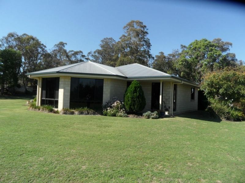 132 Pozieres School Road, Pozieres, Stanthorpe QLD 4380