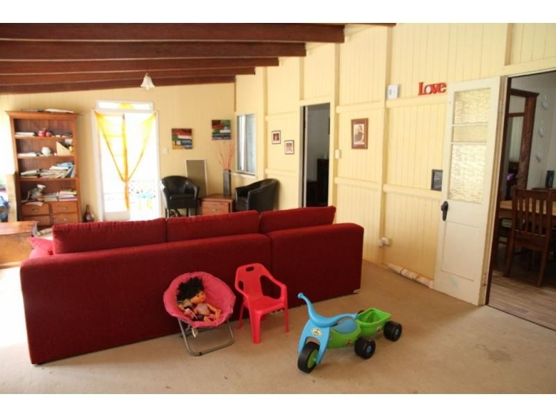 2223 Rabbit Fence Road, Stanthorpe, Dalveen QLD 4374