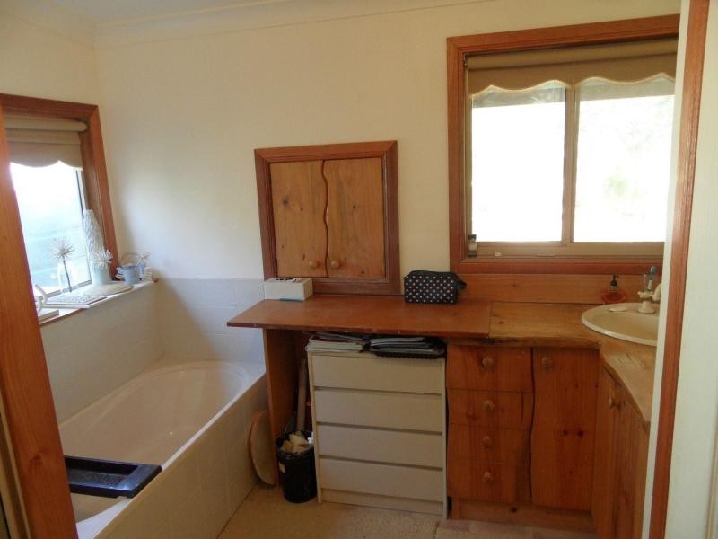 66 Dalcouth Road, Stanthorpe, Stanthorpe QLD 4380