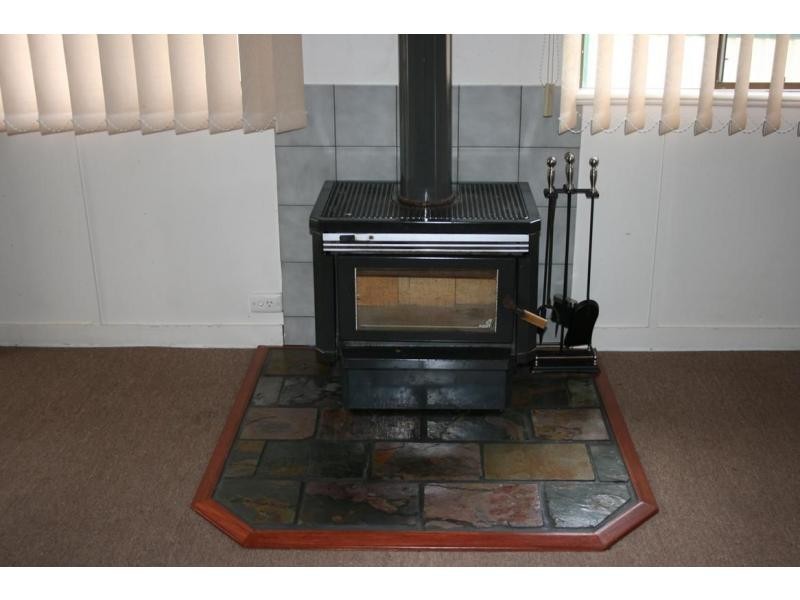 9 Ferris Street, Stanthorpe QLD 4380