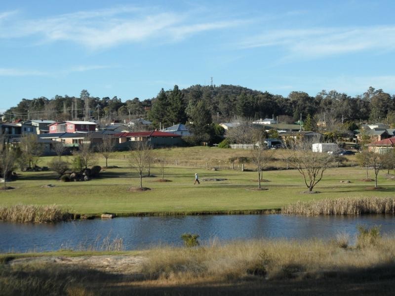 20 Leslie Parade, Stanthorpe QLD 4380
