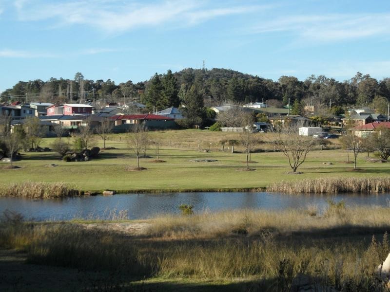 20 Leslie Parade, Stanthorpe QLD 4380