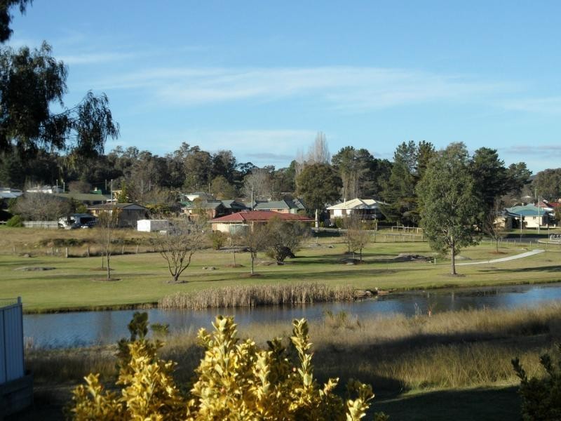 20 Leslie Parade, Stanthorpe QLD 4380
