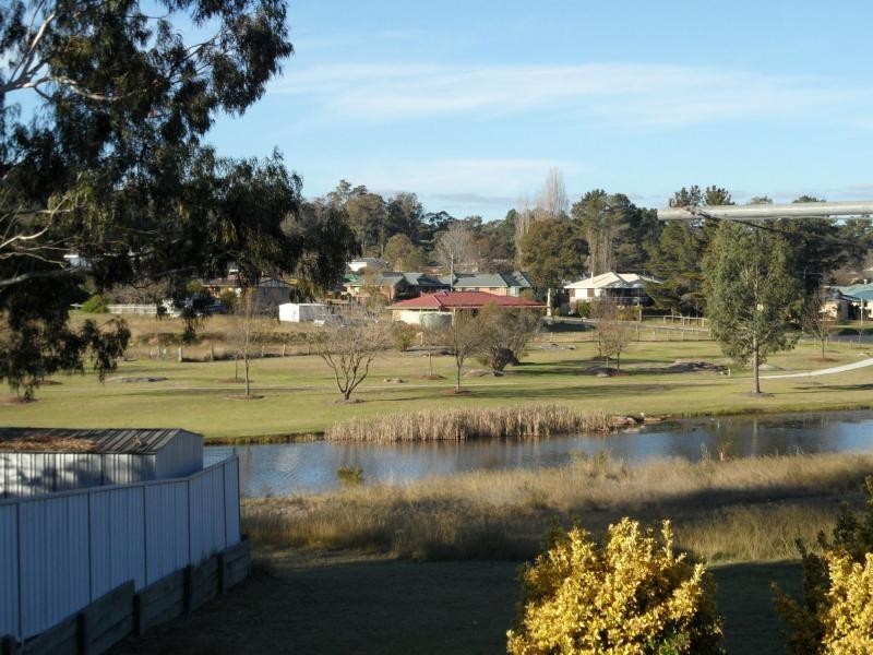 20 Leslie Parade, Stanthorpe QLD 4380