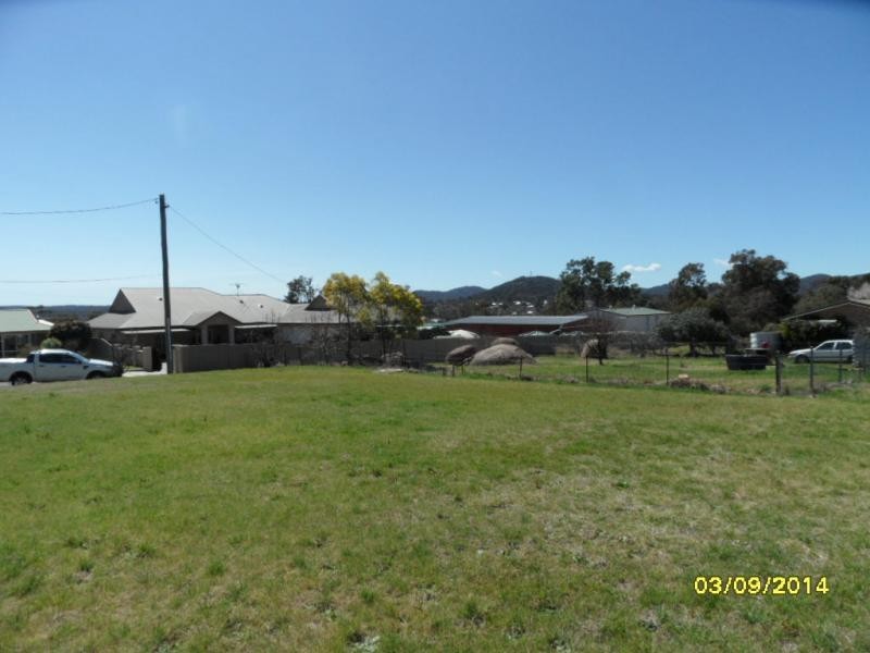 25 Thompson Street, Stanthorpe QLD 4380