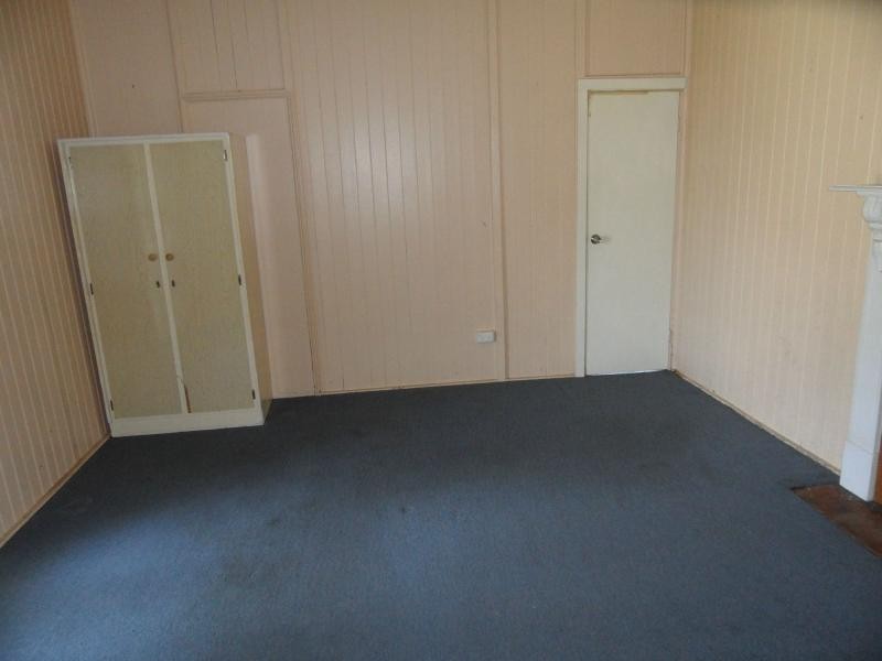 54-56 Merinda Street, Wallangarra, Stanthorpe QLD 4380