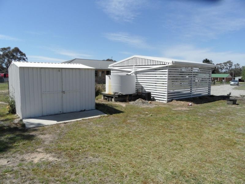 17 Border Road, Applethorpe, Stanthorpe QLD 4380