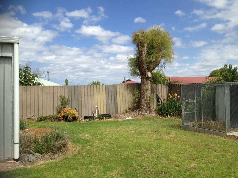 8 THORPE Street, STANTHORPE, Stanthorpe QLD 4380