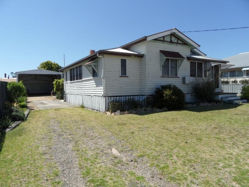 23 Marsh Street, Stanthorpe QLD 4380