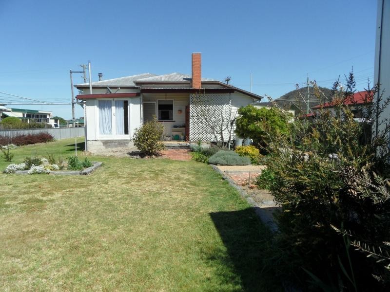 23 Marsh Street, Stanthorpe QLD 4380