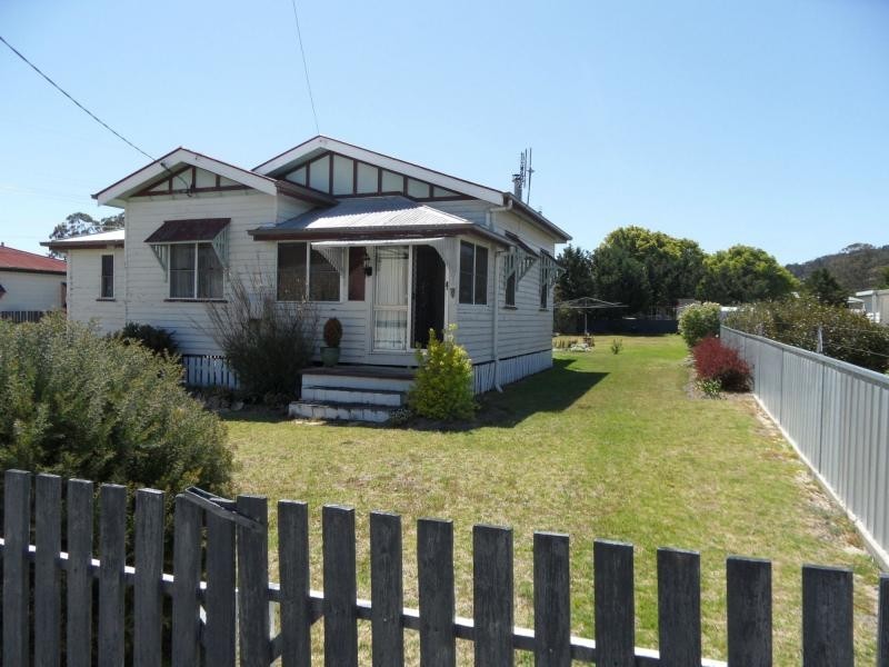 23 Marsh Street, Stanthorpe QLD 4380