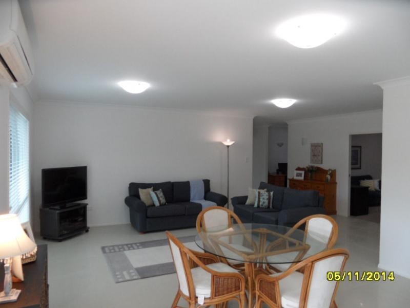 22 Pioneers Parade, Stanthorpe QLD 4380