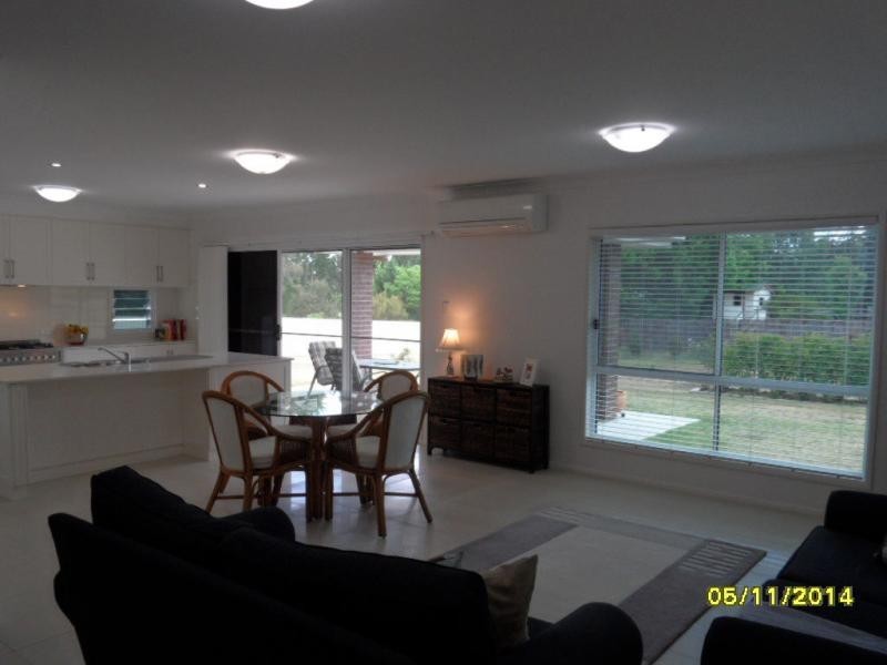 22 Pioneers Parade, Stanthorpe QLD 4380