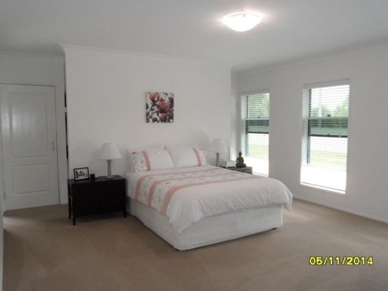 22 Pioneers Parade, Stanthorpe QLD 4380