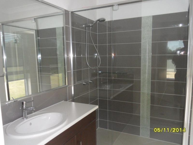 22 Pioneers Parade, Stanthorpe QLD 4380