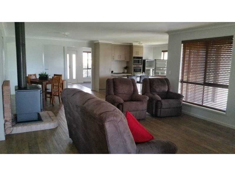 28 Barton Street, Stanthorpe QLD 4380