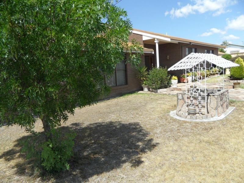 38 Symes Street, Stanthorpe QLD 4380