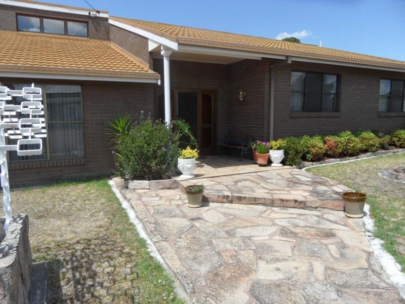 38 Symes Street, Stanthorpe QLD 4380