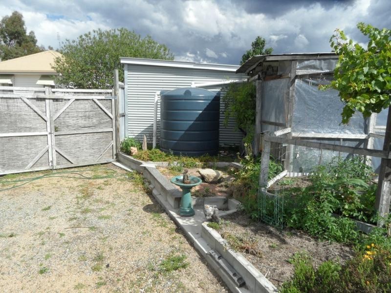 69 Sugarloaf Road, Stanthorpe QLD 4380