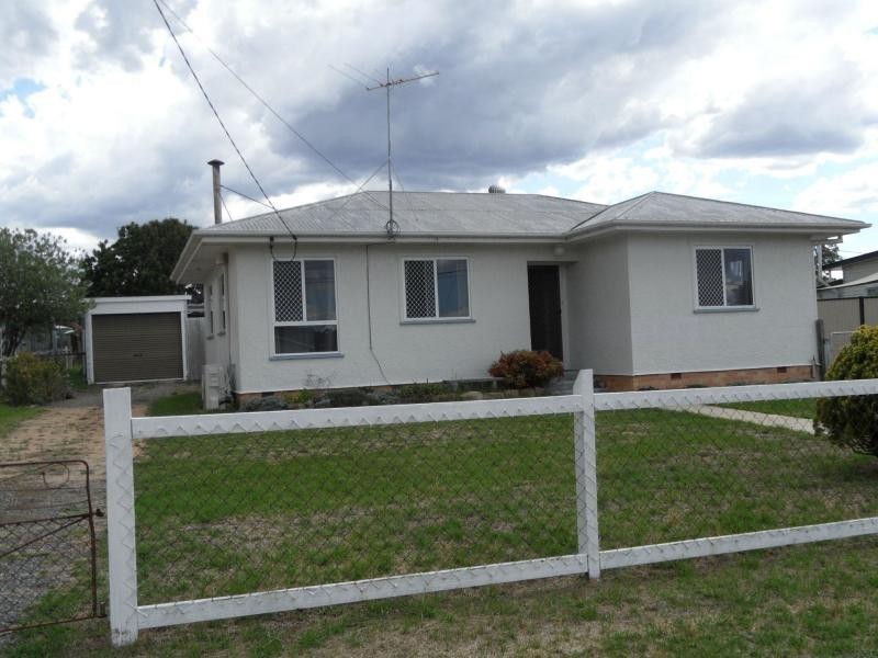 69 Sugarloaf Road, Stanthorpe QLD 4380