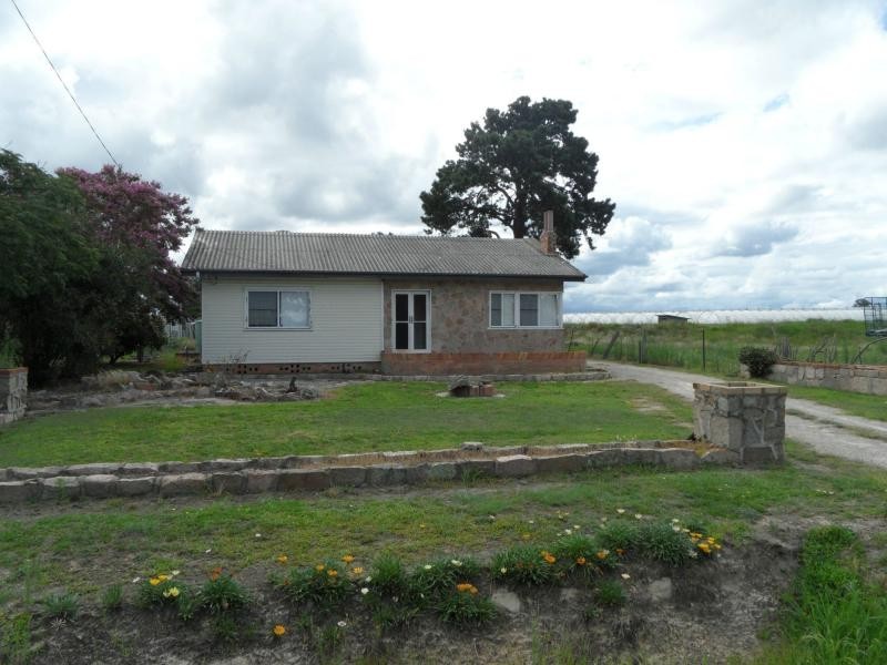 25672 New England Highway, Applethorpe, Stanthorpe QLD 4380