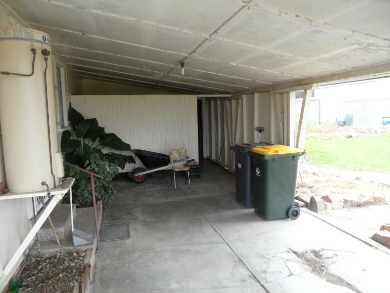 25672 New England Highway, Applethorpe, Stanthorpe QLD 4380