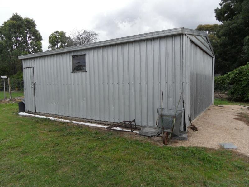 25672 New England Highway, Applethorpe, Stanthorpe QLD 4380