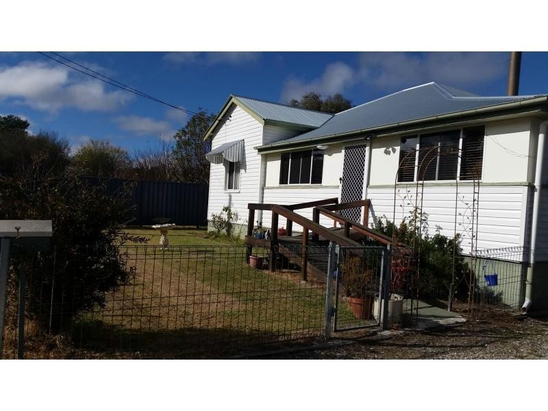 13 Rich Street, Stanthorpe QLD 4380