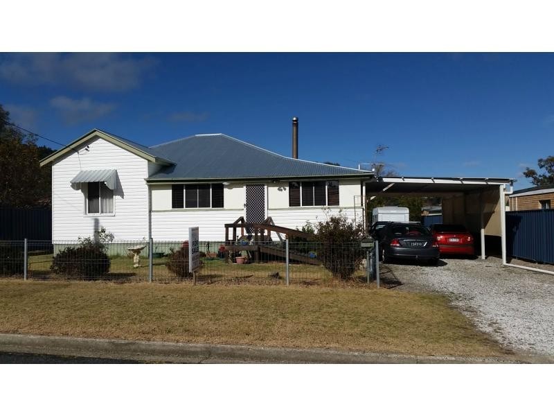 13 Rich Street, Stanthorpe QLD 4380