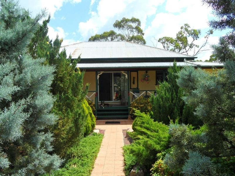 84 Whiskey Gully Road, Stanthorpe QLD 4380