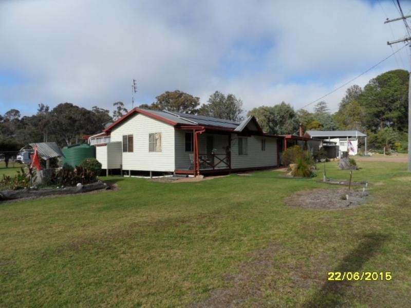 25 Belmont Drive, Stanthorpe QLD 4380