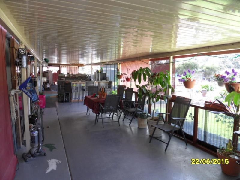 25 Belmont Drive, Stanthorpe QLD 4380