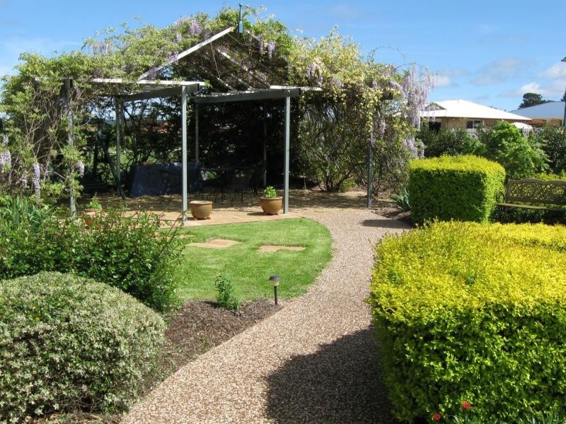 16 Pitts Street, Stanthorpe QLD 4380