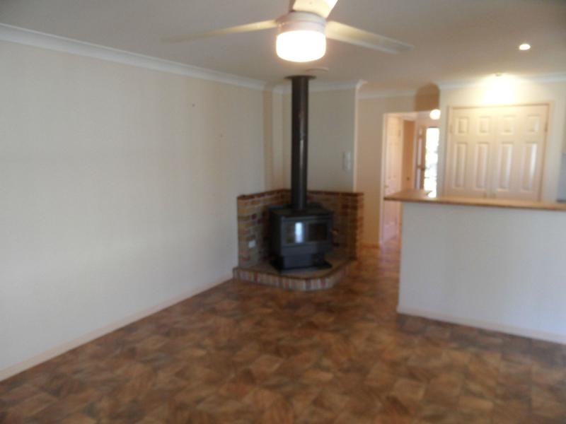 6 Pitts Street, Stanthorpe QLD 4380