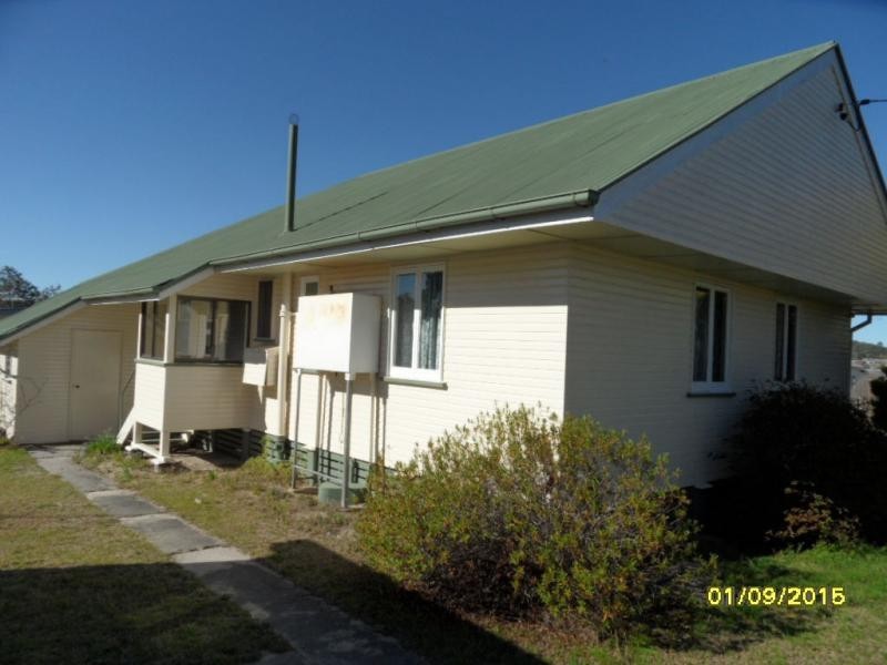 26 Stanton Street, Stanthorpe QLD 4380