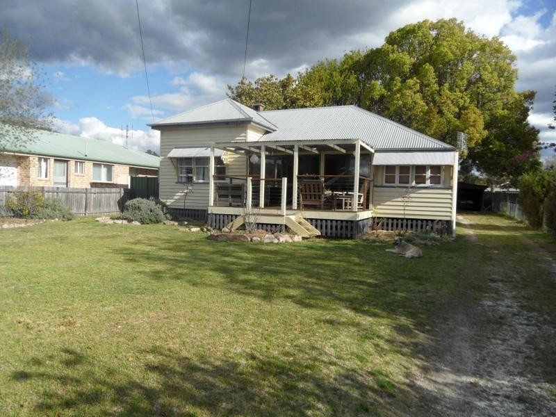 9 Harris Street, Stanthorpe QLD 4380
