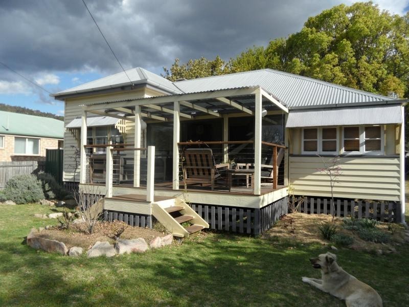 9 Harris Street, Stanthorpe QLD 4380
